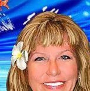 Meet your Posher, Janet